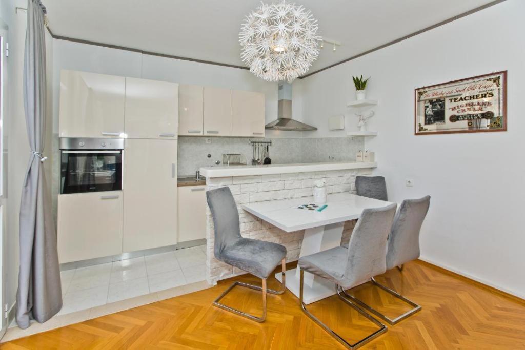 Villa Milton Luxe Hvar Hvar Town Eksteriør billede